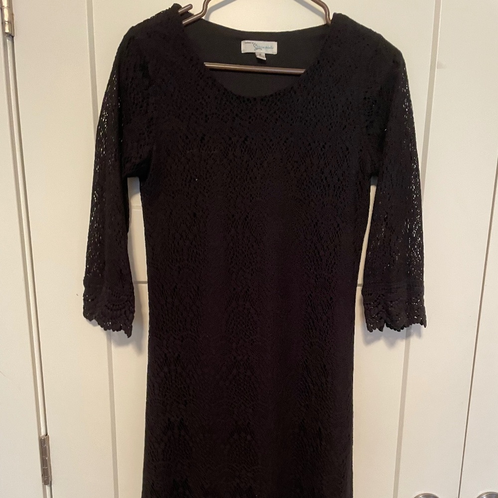 Black lace dress